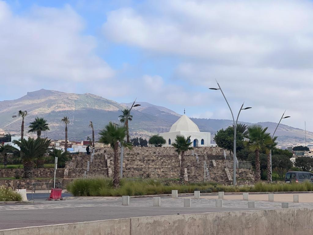 2 Zimmer Wohnung Corniche Nador Sidi Ali- Am Meer & Wifi Kültér fotó