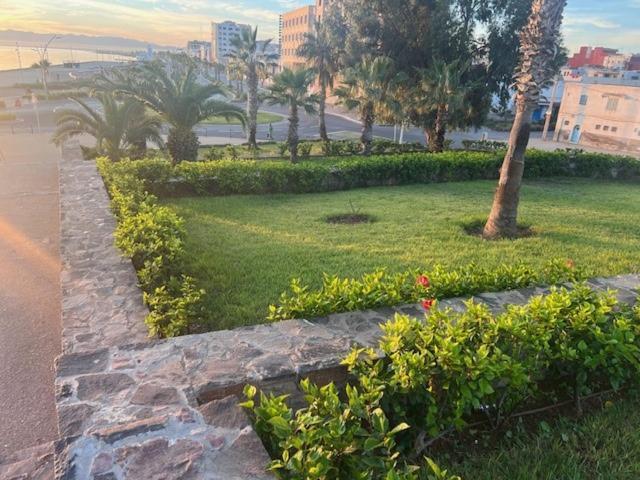 2 Zimmer Wohnung Corniche Nador Sidi Ali- Am Meer & Wifi Kültér fotó